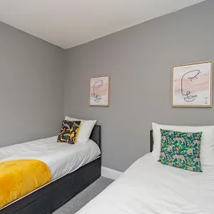 Funky 3bedroom House Next To Station , Brighton United Kingdom